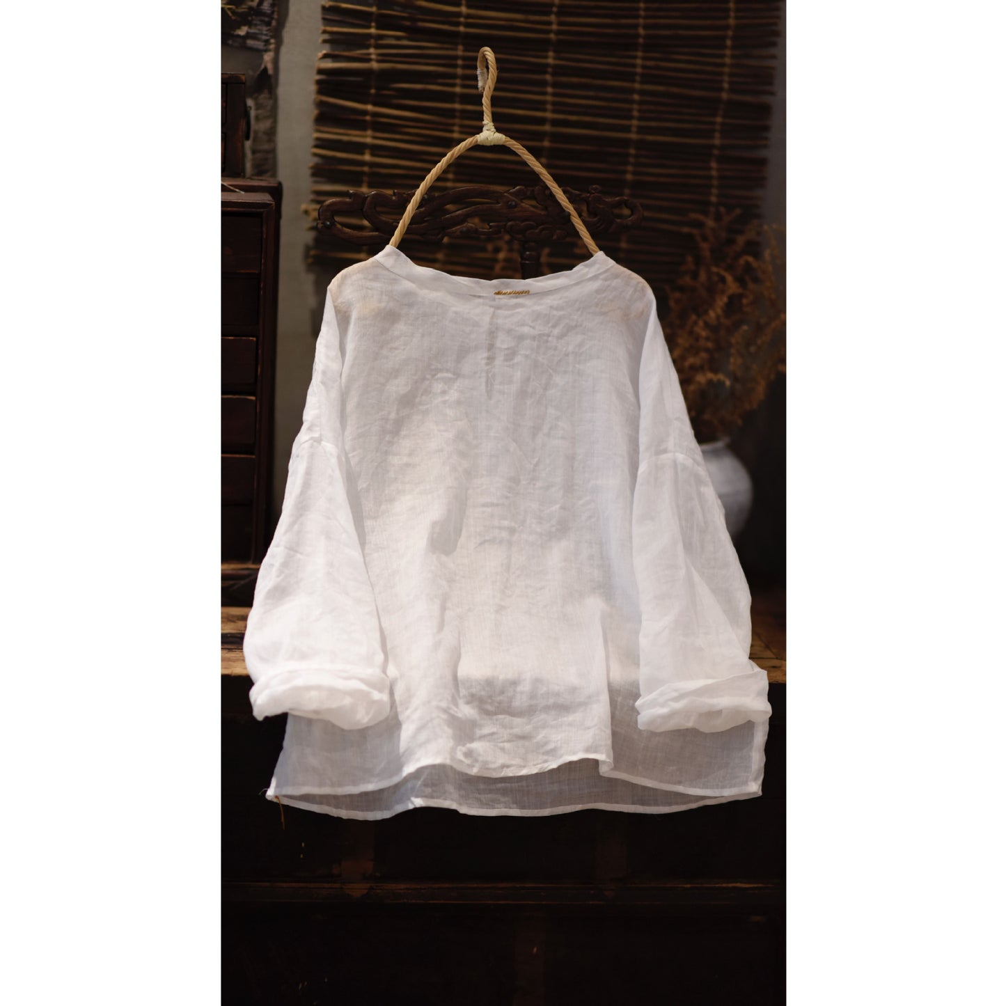 2025 22/5 small master, literary and retro light and casual pullover, one-word collar summer sunscreen ramie shirt