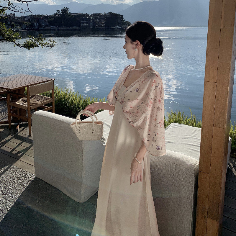 2025 court style retro long dress women's high-end sense splicing coffee break skirt temperament Muse beautiful holiday style dress