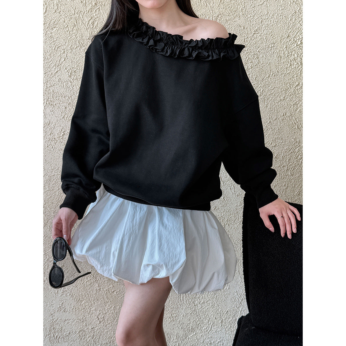 Luxi, Korean version of fungus lace slanted shoulder long-sleeved sweater women's spring new loose casual versatile top 2903