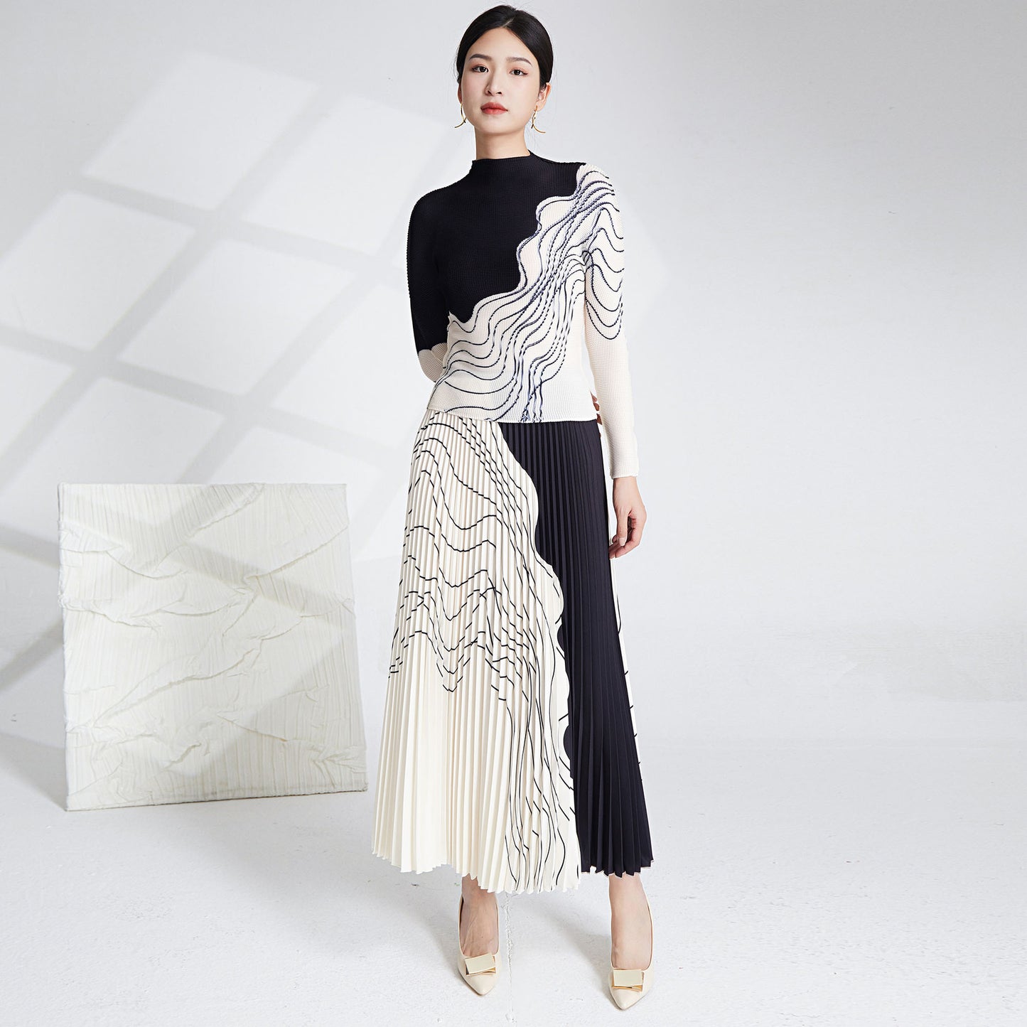 2025 Change the picture and OEM a custom fashionable women's clothing Nanyou high-end clothing foundry fashionable suit women's clothing two-piece set