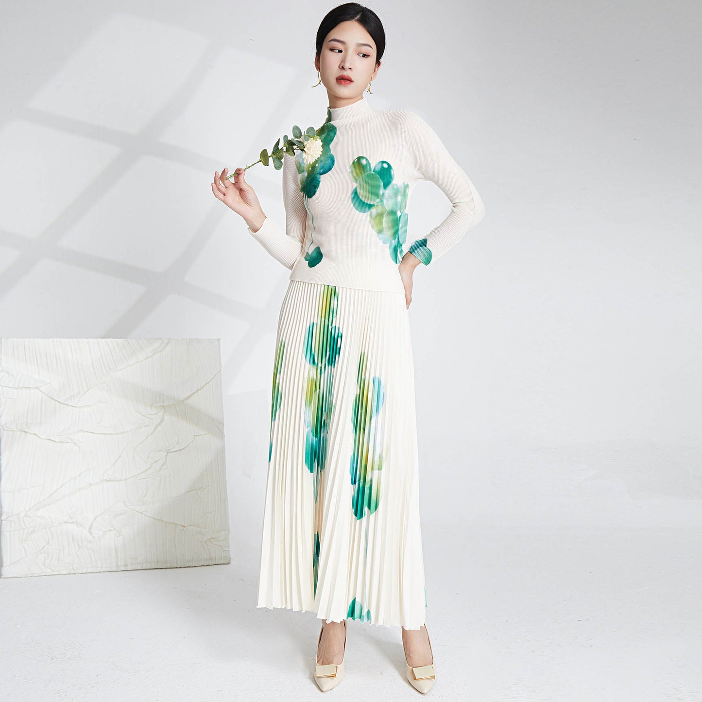 2025 Change the picture and OEM a custom fashionable women's clothing Nanyou high-end clothing foundry fashionable suit women's clothing two-piece set