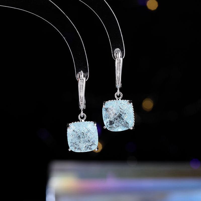 2025 Light luxury fashion simple high-end ear buckle fashion square stud earrings new geometric square ice crack zircon earrings