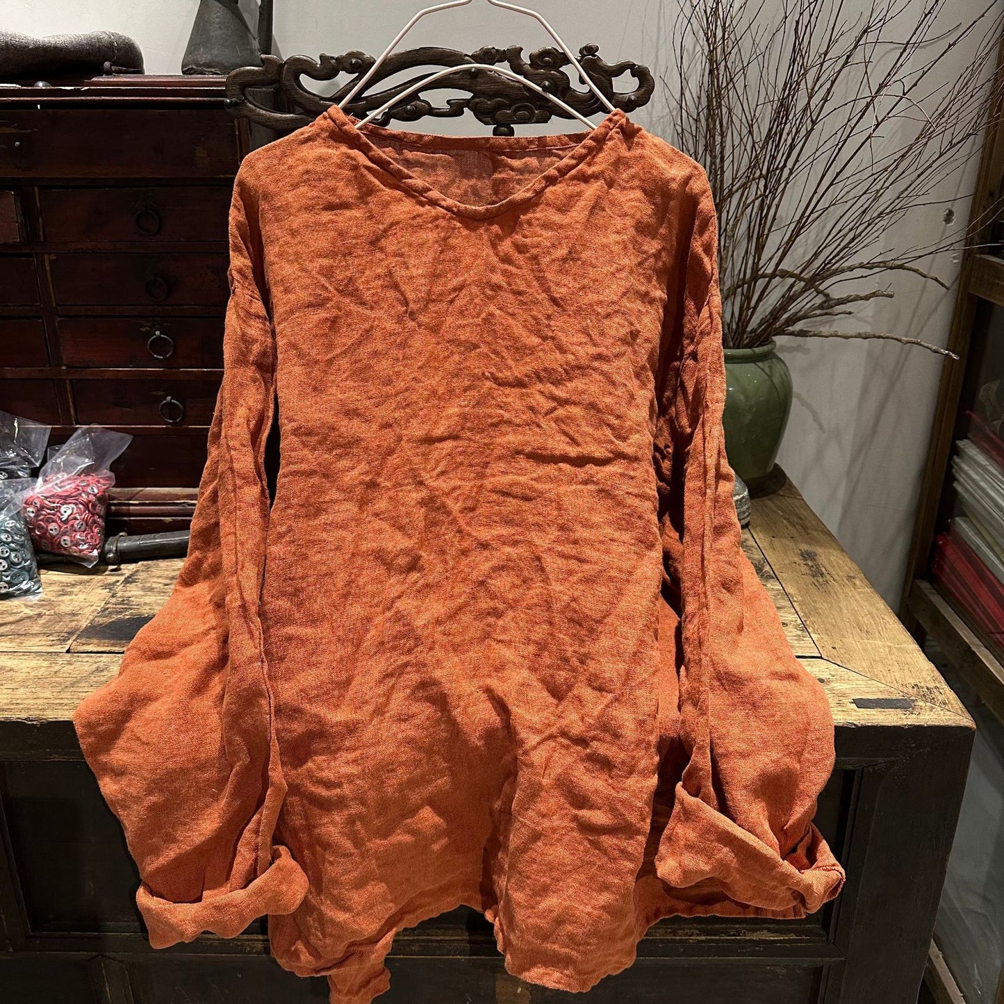 2025 23/2 Xiaonuan, spring literary and retro washed old linen v-neck pullover shoulder shirt