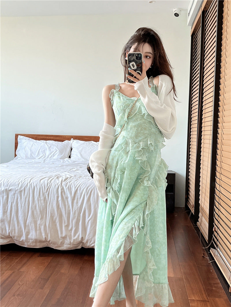 2025 Super fairy gentle green field rose floral dress travel skirt women's medium and long 2025 spring and summer new suspender dress