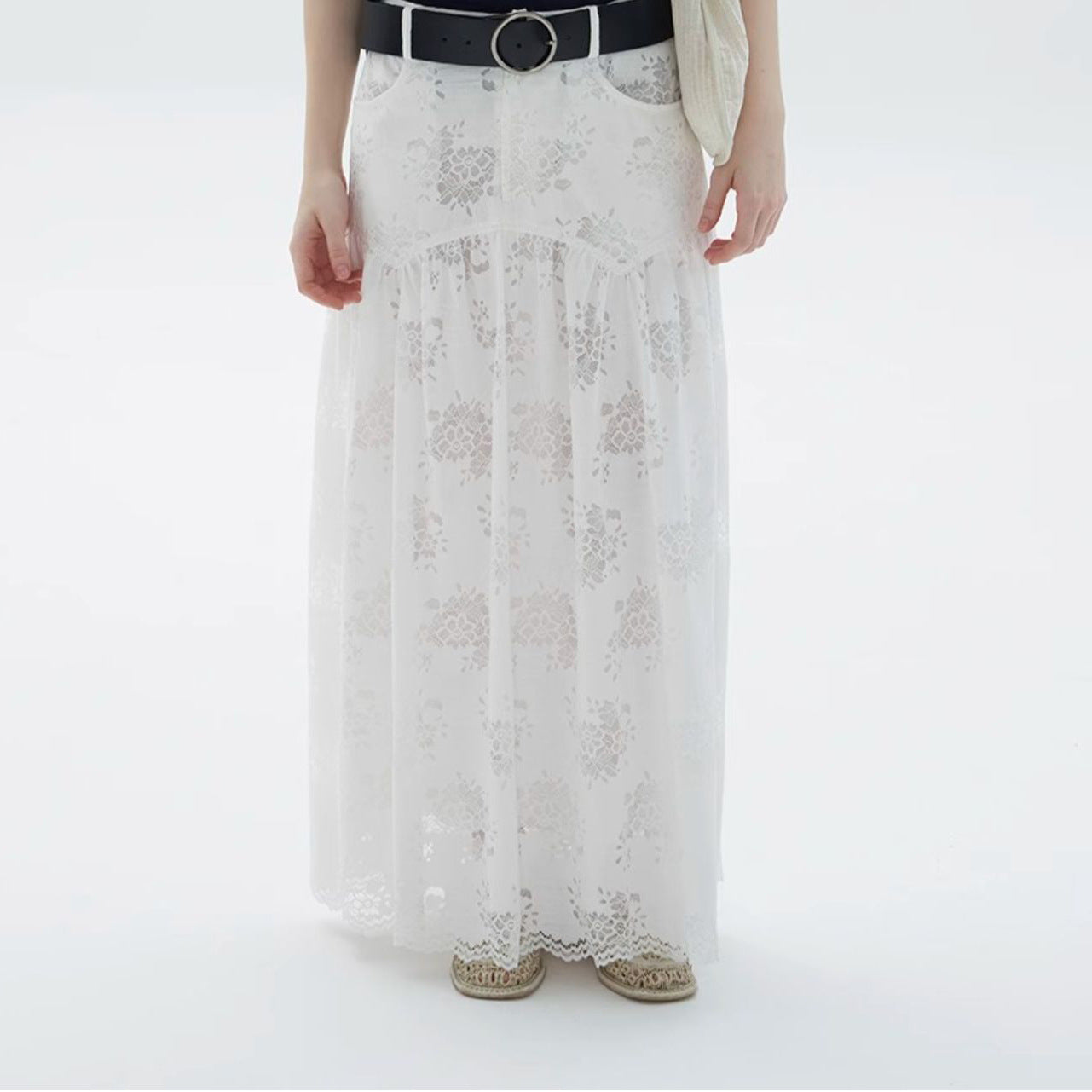 2025 High sense heavy industry white lace skirt women's spring and summer new high waist big swing dress