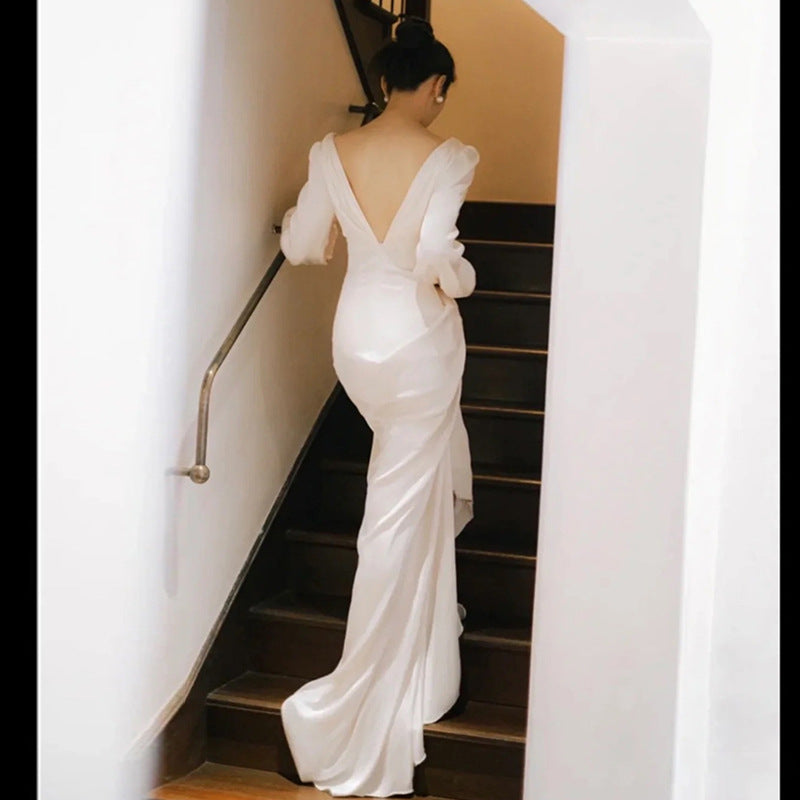 2025 Retro light wedding dress court Hepburn style bridal long-sleeved welcome dress temperament thin simple satin dress women