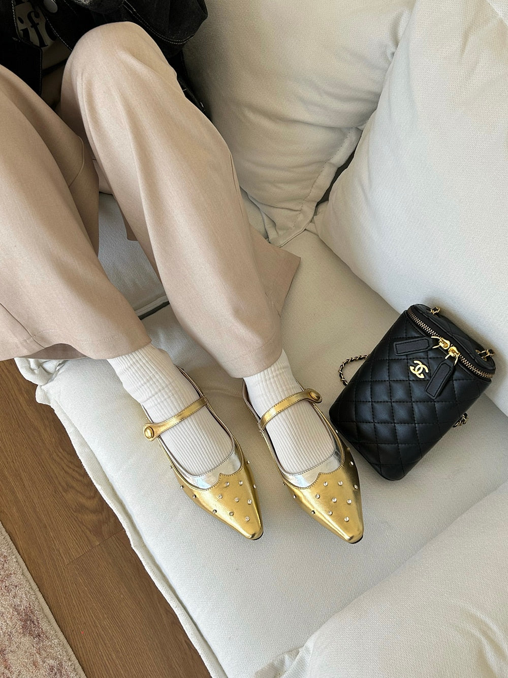 xiangtuibao Pointed Toe Women Loafers Ballet Shoes New Arrivals Autumn Spring Black Gold White Belt Buckle Flat Heels Fashion Slides