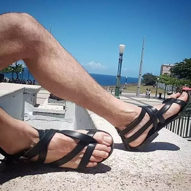 xiangtuibao Sandals for Men Black White Color Pu Leather Classics Casual Beach Designer Sandalias Double Buckle Summer Slippers Light Shoes