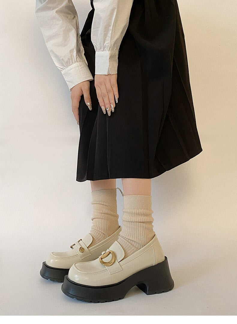 xiangtuibao Retro black round toe thick heel leather shoes for women new spring versatile British style Lefu shoes single shoes