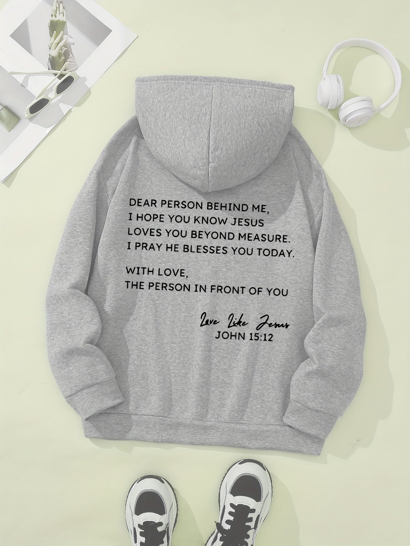 Womens Chic Letter Print Hoodie with Pockets - Adjustable Drawstring Sweatshirt - Comfortable Casual Wear for Everyday Style