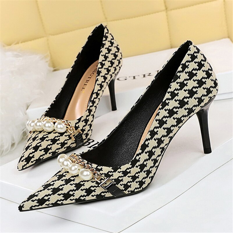xiangtuibao Women 7.5cm 9.5cm High Heels Plaid Pumps Pointed Toe Wedding Bridal Middle Low Heels Lady Pearl Scarpins Event Stripper Shoes