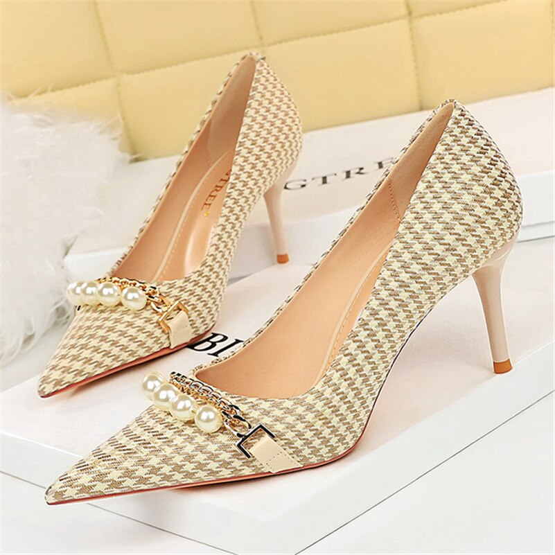 xiangtuibao Women 7.5cm 9.5cm High Heels Plaid Pumps Pointed Toe Wedding Bridal Middle Low Heels Lady Pearl Scarpins Event Stripper Shoes