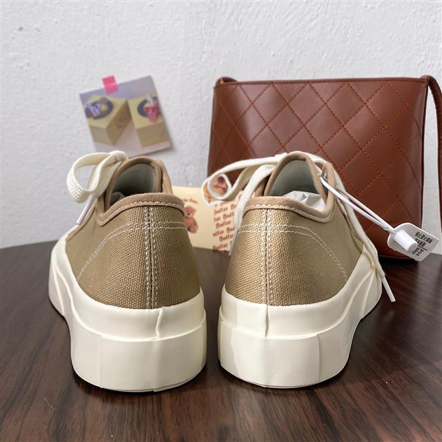 xiangtuibao Sneakers Women Platform Sport Shoes Korean Spring Casual Basket Flat Tennis Athletic Canvas Trainers Anime Kawaii Lolita