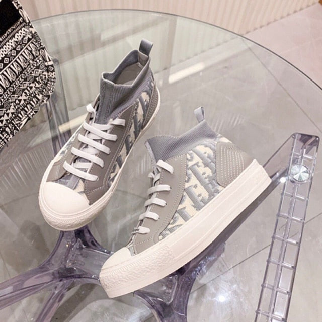 xiangtuibao Autumn Winter New Designer Flat Bottom Women Shoes Letter Pattern Sneakers Shoes Knitted Stretch Correct Vulcanized Shoes