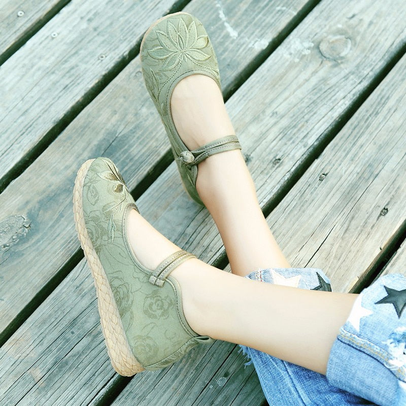Rimocy Fashion Embroidery Flat Shoes Women Spring Ankle Strap Non-slip Casual Shoes Woman Comfort Soft Sole Chinese Shoe