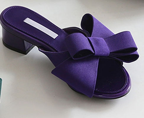 Wearing flat slippers women's shoes Korean version of the summer new large bow satin round head sandals Wild half slippers