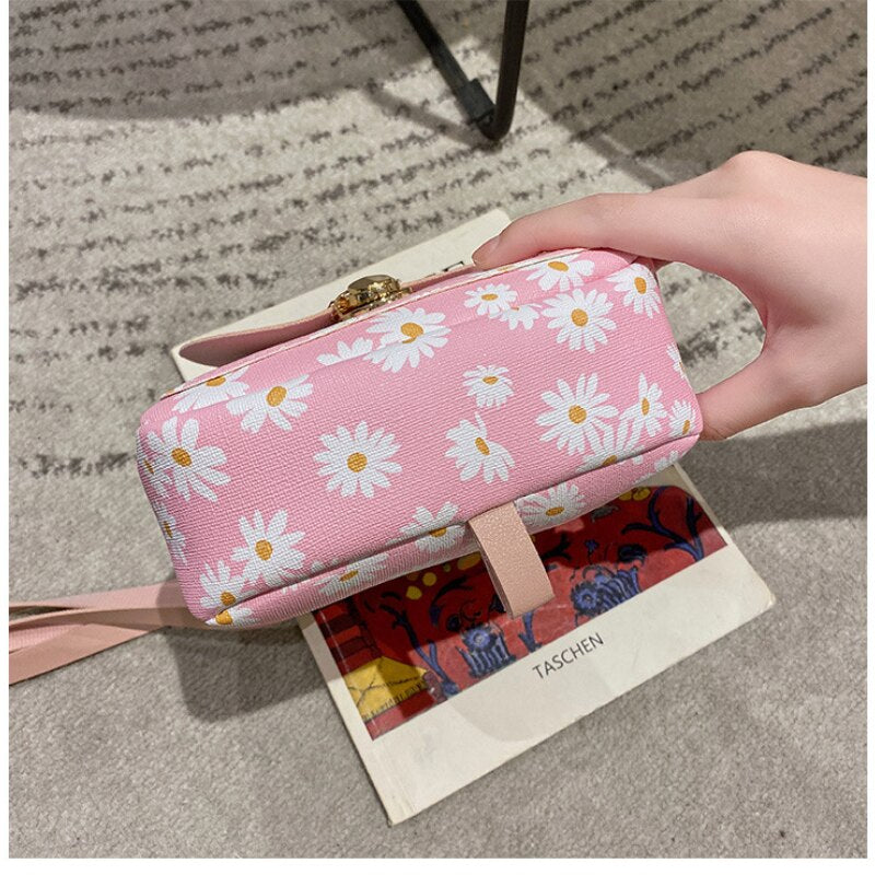 New Preppy Style Solid Women Kawaii Rucksack Simple Daisy Print Ladies Travel Bag Student School Backpacks Mini Backpack