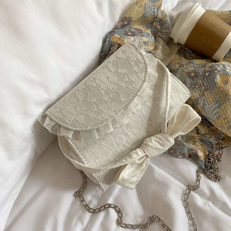 Elegant Fashion Women Shoulder Bags Lace Design Bow Chains Sweet Handbags Retro Flaps Crossbody Bag Trendy Lady Mesh Ruffles Ins