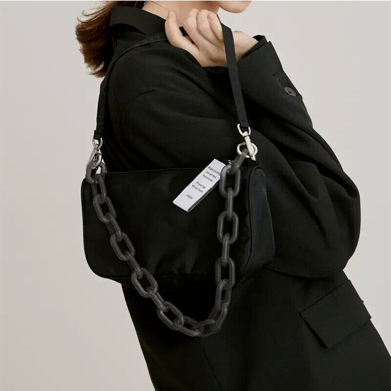 Shoulder Bags Solid Chain Fashion Women Handbags Baguette Crossbody Bag Zipper Female All-match Underarm Simple Elegant Leisure