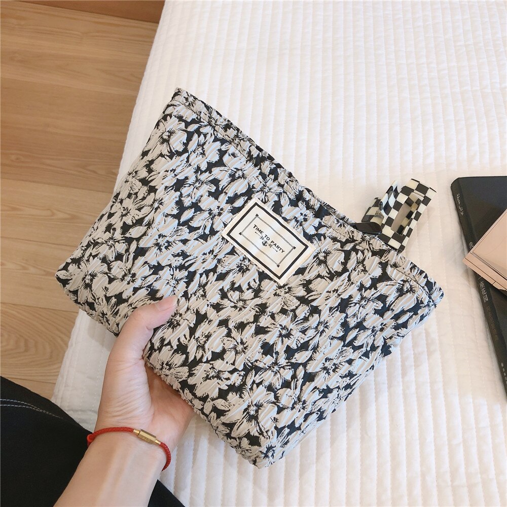 1Pcs Floral Cosmetic Bag Case Cotton Fabric Makeup Organizer Women Girl Necesserie Beauty Storage Case Large Travel Toiletry Bag