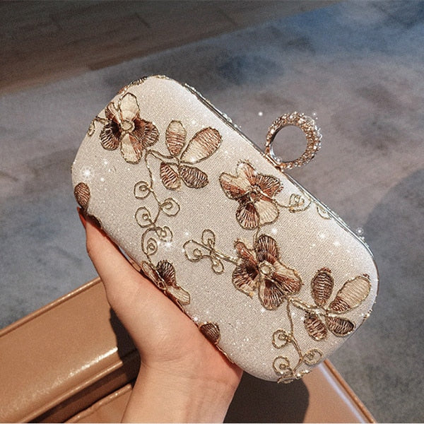 Luxury Handbags Women Bags Designer Embroidery Finger Rings Women Evening Bag Elegant Wedding Bridal Banquet Shoulder Bag bolsas