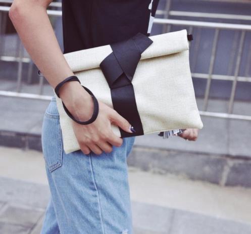 Chinese Style Dragon Embroidery Clutch Bags for Women Bag Personality Envelope Wrist Bag IPad Bags Women Shoulder Bag Purse