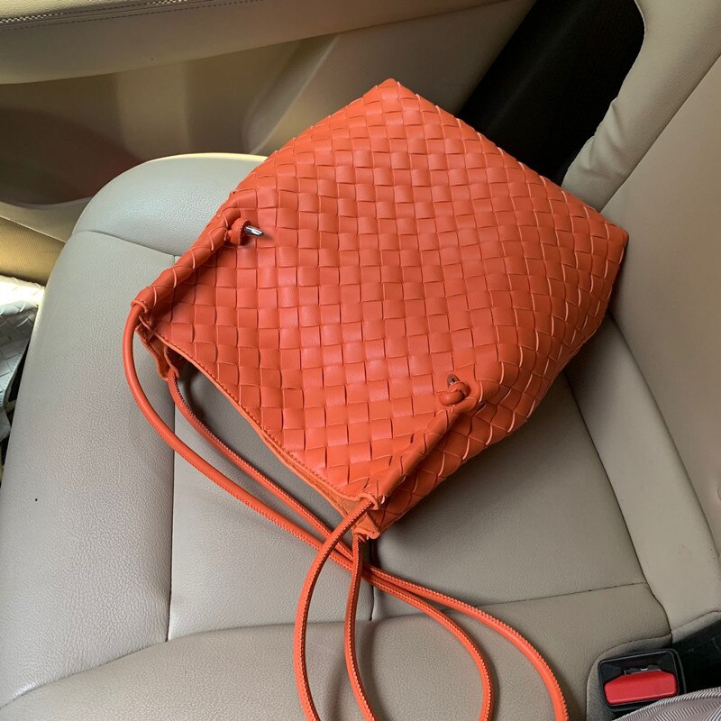 Weave Tote Bucket Bag New High-quality Women's Luxury Brand Designer Handbags Travel Shoulder Bag Phone Purses Braided Bag