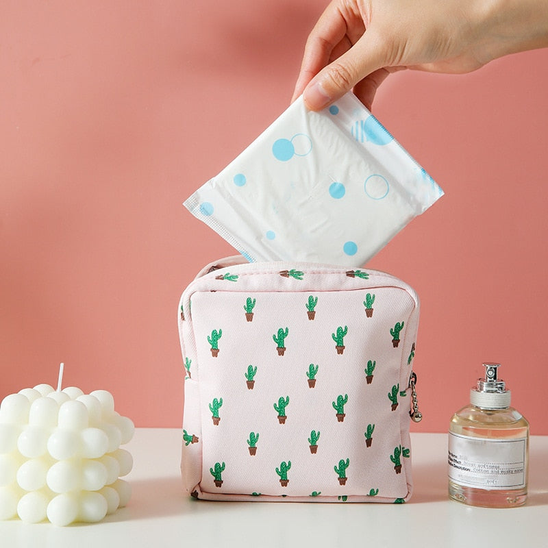 1PCS Women Cosmetic Bag Case Necessary Cute Travel Organizer Fashion Girl Lipstick Sanitary Pads Toiletry Bags Makeup Pouch