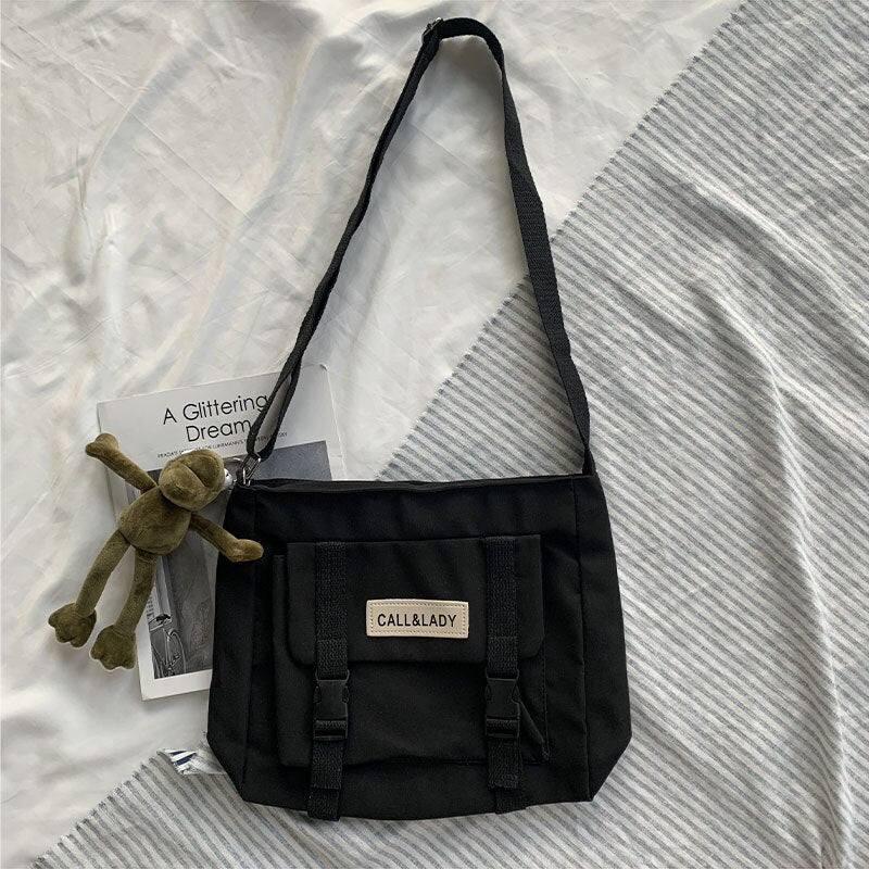 Young Women Large Capacity Of The Single Shoulder Bag Pack Waterproof Pure Color Messenger Bag Of Inclined Students Pack