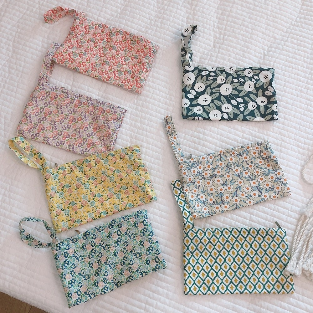 Korean Floral Coin Purse Mini Cotton Sanitary Towel Pouch Women's Cosmetic Bag Fabric Make Up Organizer Beauty Case Storage Bag