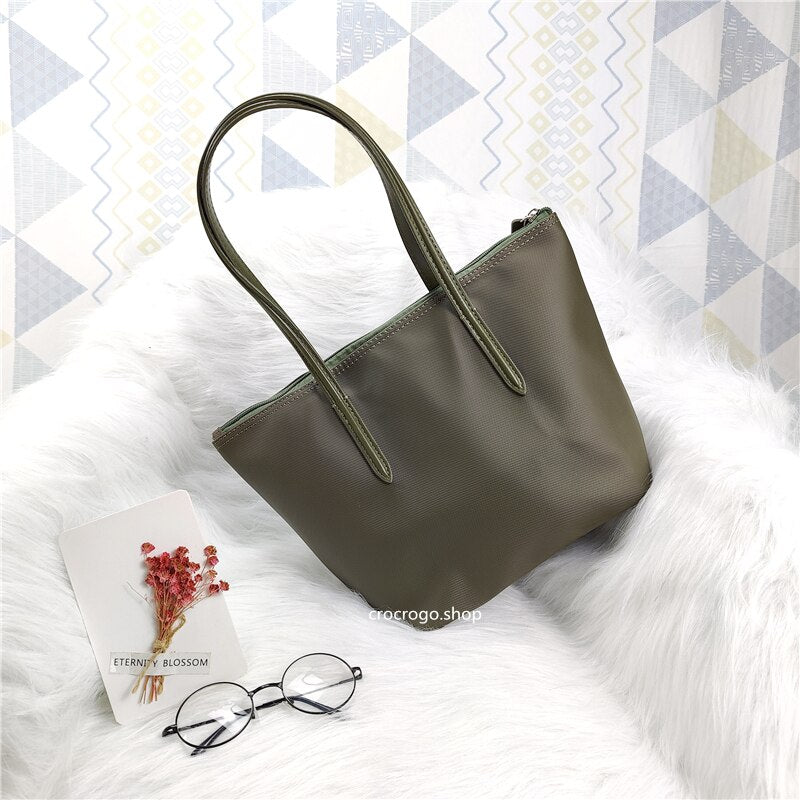 Women's Large Capacity Zipper Shopping Travel Tote Bag Fashion Casual Waterproof PVC Mobile Phone Change Shoulder Bag