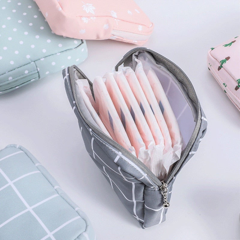 1PCS Women Cosmetic Bag Case Necessary Cute Travel Organizer Fashion Girl Lipstick Sanitary Pads Toiletry Bags Makeup Pouch