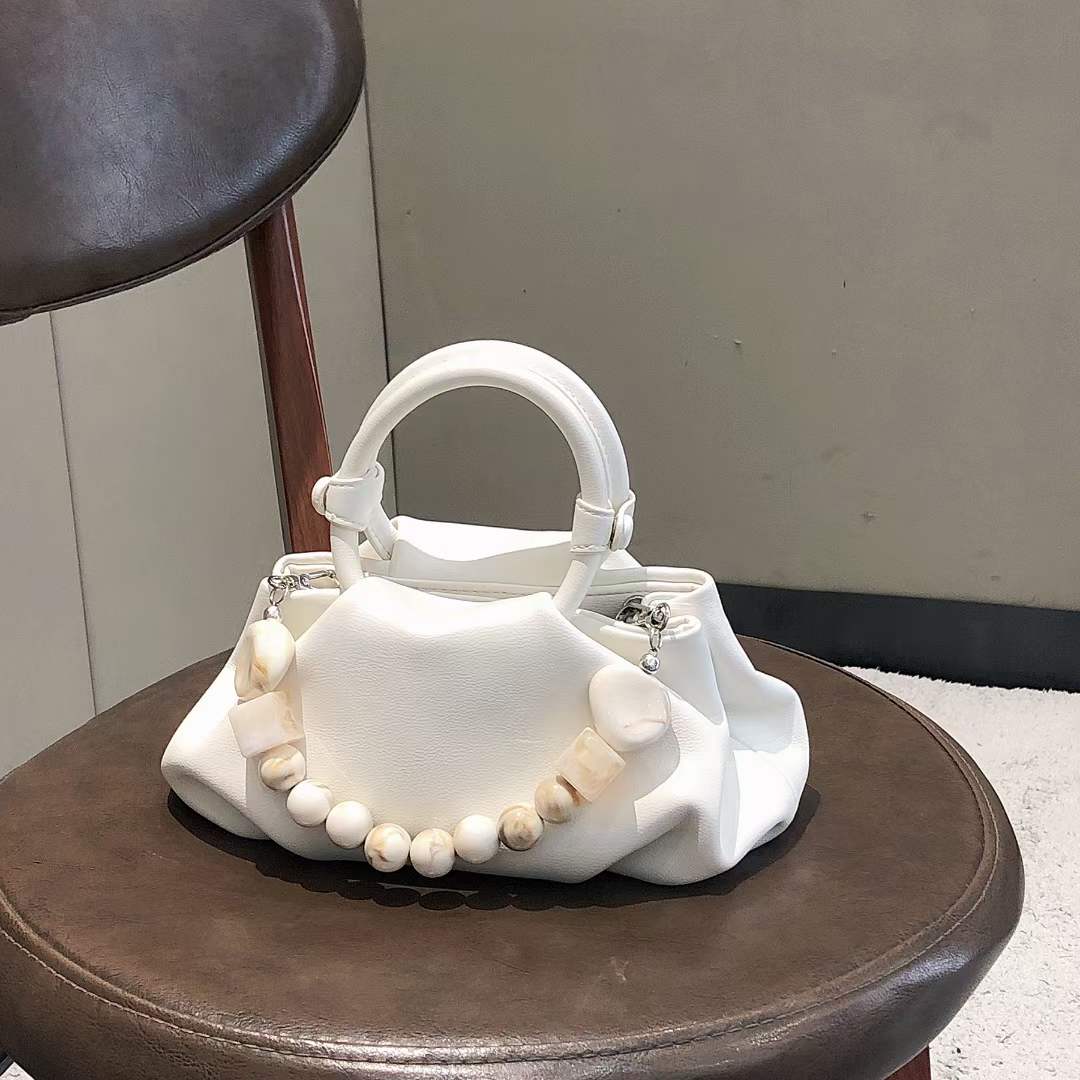 Ins Hot Fashion Soft Ruched Tote Hobo Bag Soft Leather Hobo Shoulder Bag with Pearl String Handle Unique