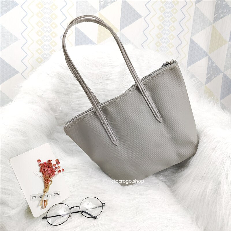 Women's Large Capacity Zipper Shopping Travel Tote Bag Fashion Casual Waterproof PVC Mobile Phone Change Shoulder Bag