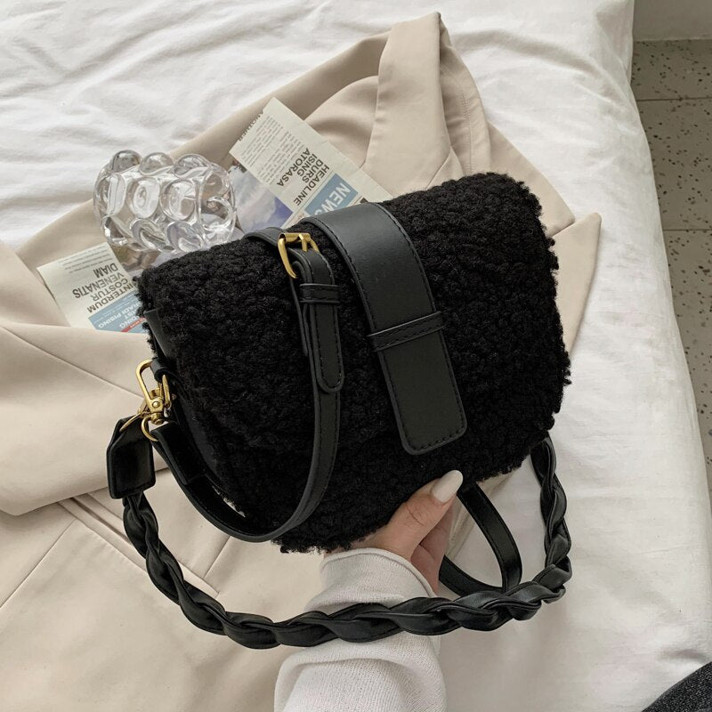 Winter Women's Shoulder Bag Messenger Weave Strap Saddle Armpit Bag New High-quality Plush Fur Bag Women's Handbag Designer