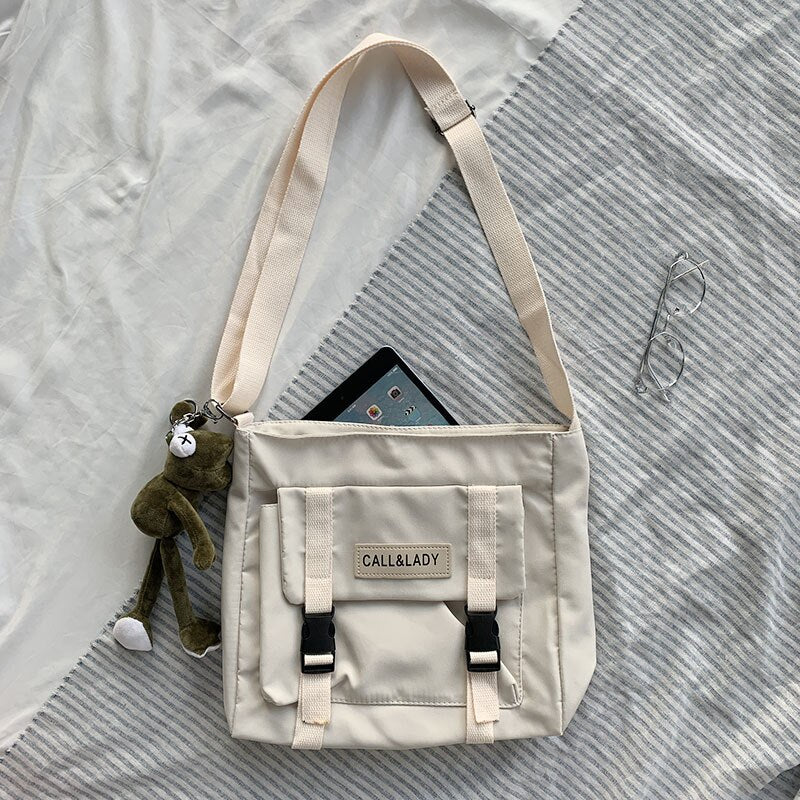 Young Women Large Capacity Of The Single Shoulder Bag Pack Waterproof Pure Color Messenger Bag Of Inclined Students Pack