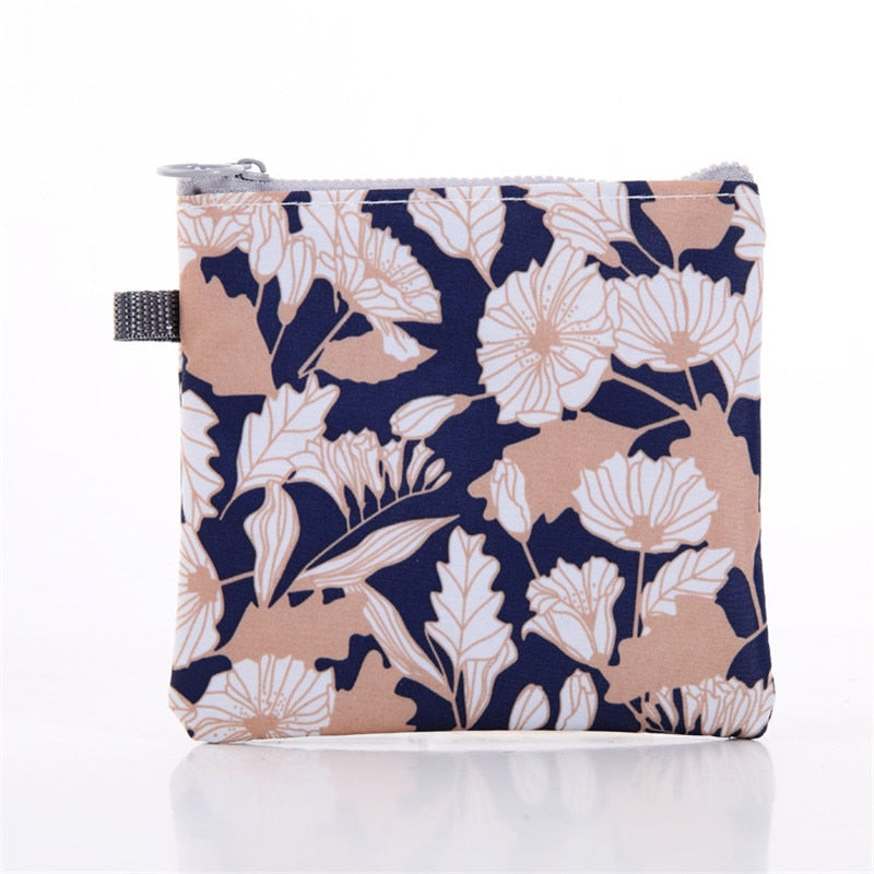 1PCS Women Cosmetic Bag Case Necessary Cute Travel Organizer Fashion Girl Lipstick Sanitary Pads Toiletry Bags Makeup Pouch