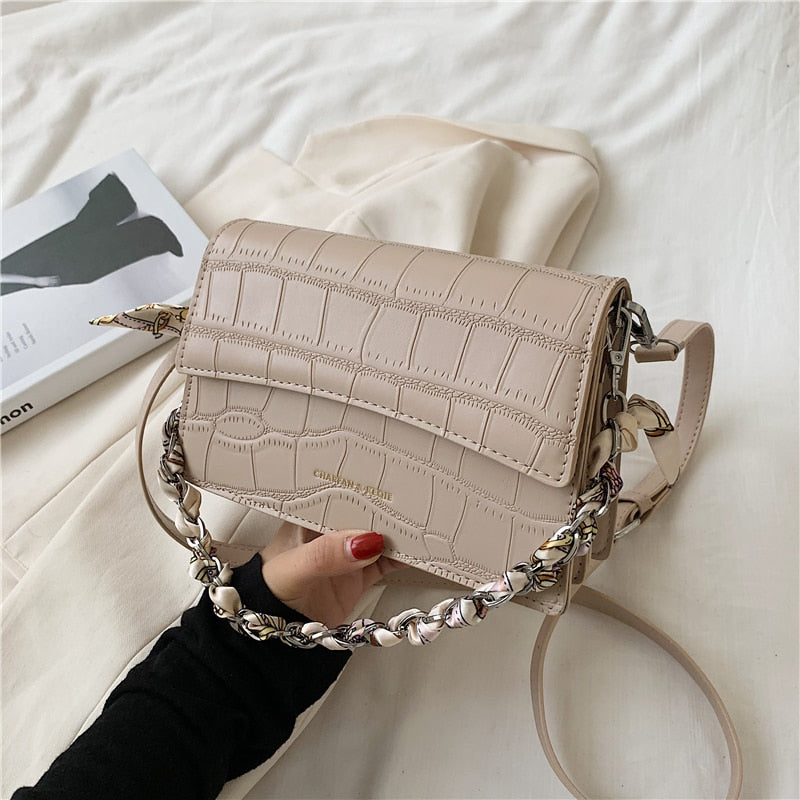 с доставкой Rivets PU Leather Crossbody Bags For Women Shoulder Handbags and Purses Female Travel Cross Body Bag