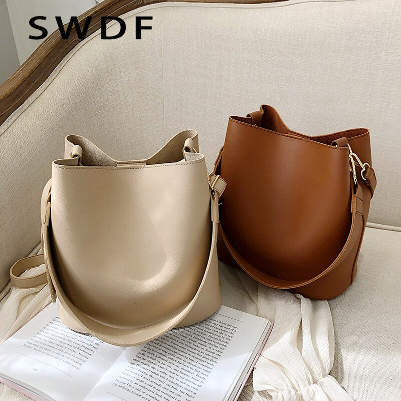 Casual Wide Strap Buckets Bag Designer Women Shoulder Bags Luxury Pu Crossbody Bag Large Capacity Messenger Bag Simply Purses