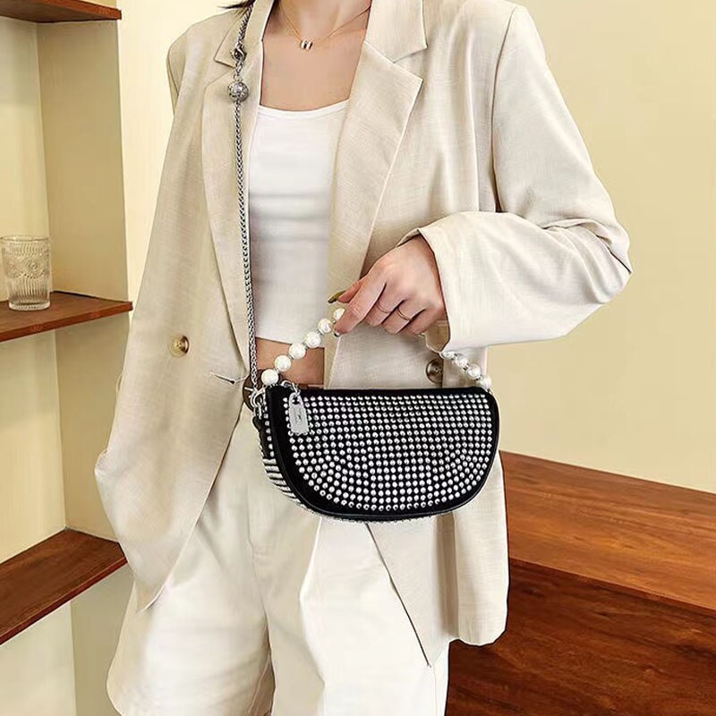 Summer Diamonds Waist Bag Fashion Pearl Chain Women's Belt Bag Luxury Shoulder Crossody Bag Chest Purse Fanny Packs