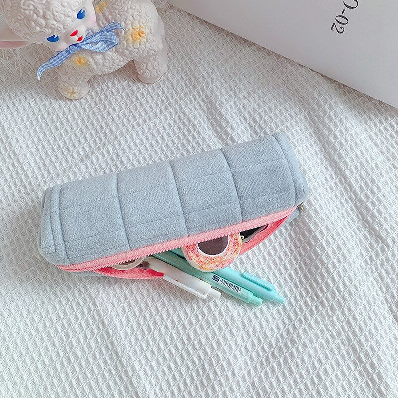 Zipper Lipsticks Toilet Make Up Brush Bag Makeup Pouch 3D Flower Print Cosmetic Bag Vintage Style Women Pencil Case Makeup Bags