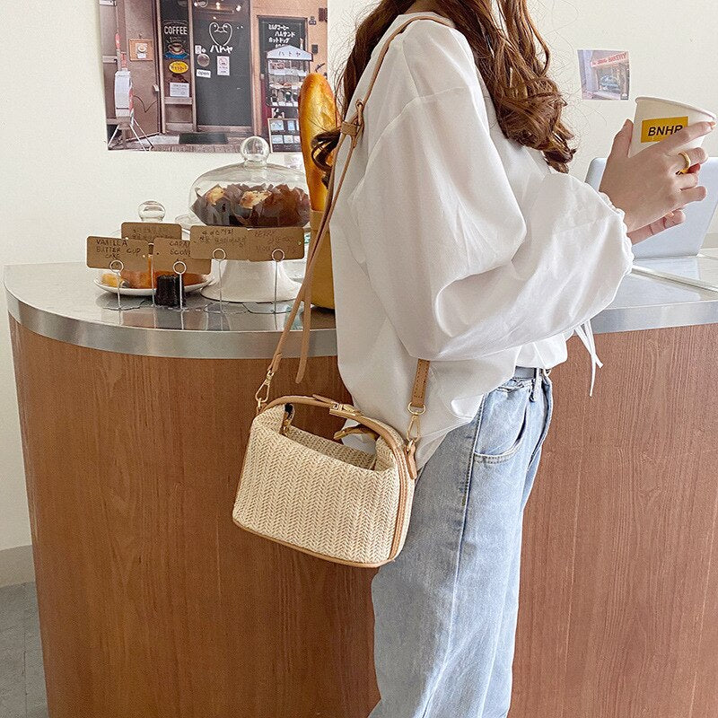 Straw Woven Small Bag Casual Women's Bag Hand-Held One-Shoulder Messenger Bag