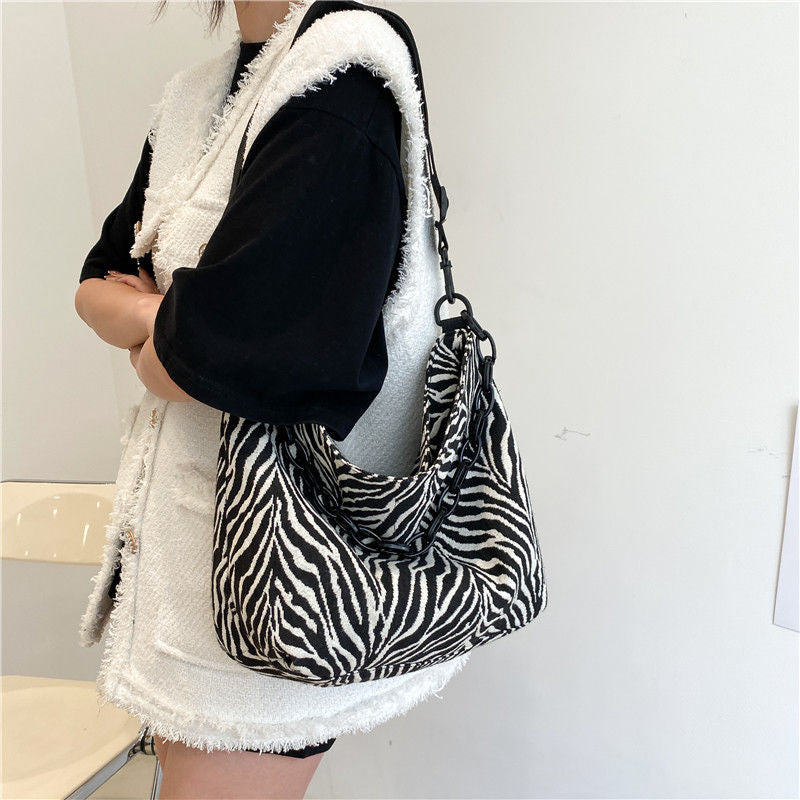 Zebra Pattern Shoulder Bags Women French Style Large Capacity Cross-body Bag Portable Texture Chains Handbags Casual Tote Femme