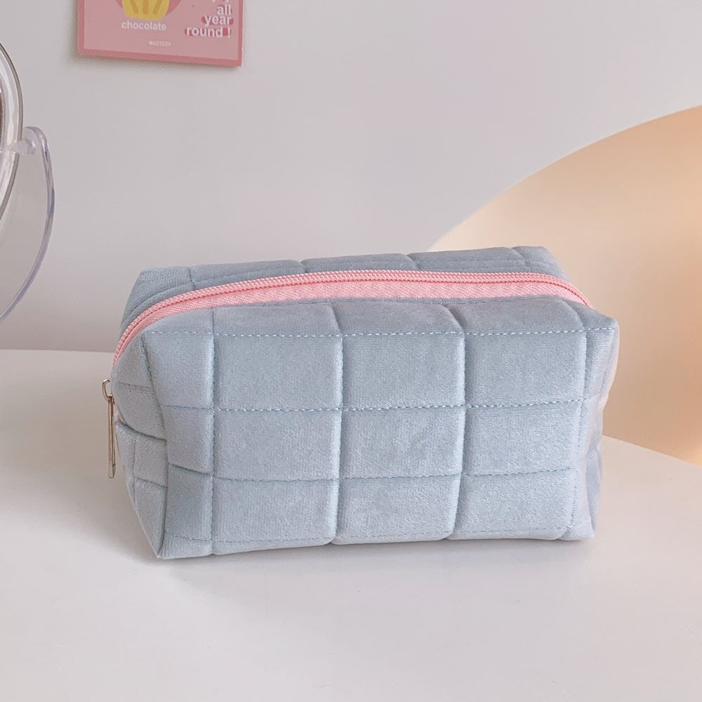 Zipper Lipsticks Toilet Make Up Brush Bag Makeup Pouch 3D Flower Print Cosmetic Bag Vintage Style Women Pencil Case Makeup Bags