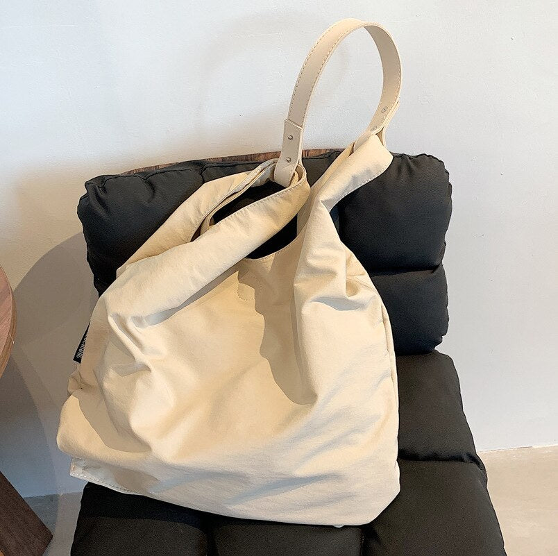 European and American Soft Surface Oxford Cloth Commuter Ladies Shoulder Bag New Style2021fashion Simple Large-capacity Hand Bag