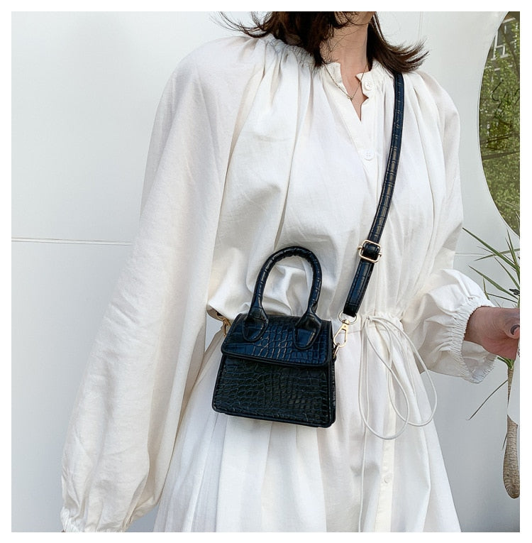 Mini Tote Bag Crocodile Pattern Flip Messenger Crossbody Bag Female Simple Shoulder Bag Small Square Lady Handbag New