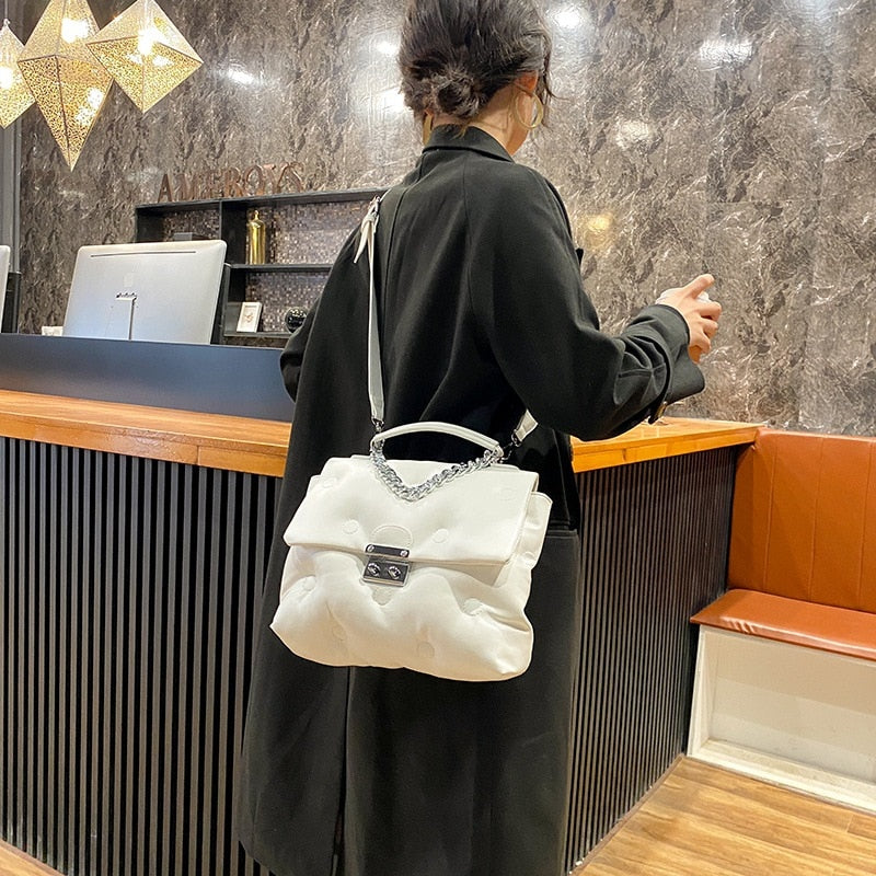 New Casual Simple chain Shoulder Bag Fashion Stitching Wild Messenger Brand Female Totes Crossbody Bags Women Leather Handbag
