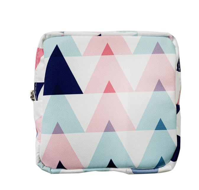 1PCS Women Cosmetic Bag Case Necessary Cute Travel Organizer Fashion Girl Lipstick Sanitary Pads Toiletry Bags Makeup Pouch
