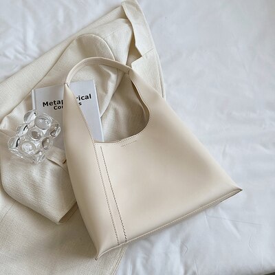 Light Luxury Designer Female Shoulder Bags New Fashion Trend Underarm Pack Ins Wild Travel Handbags Solid Color Women Bucket Bag