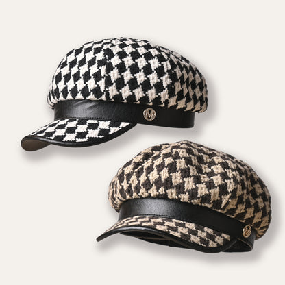 Classic Chic Houndstooth Beret Hat - French Flair, Color Block Trendsetter - Vintage Newsboy Painter Cap for Fashion-Forward Women
